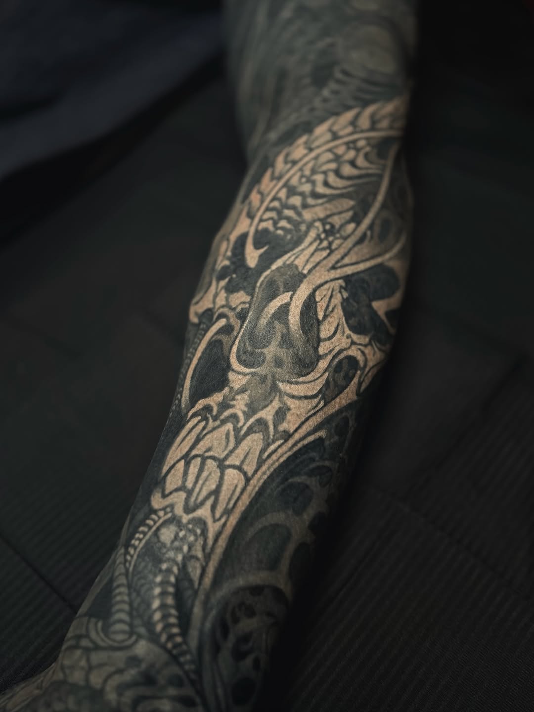 Tattoo by @aaronriddletattoos — black_and_grey, ornamental