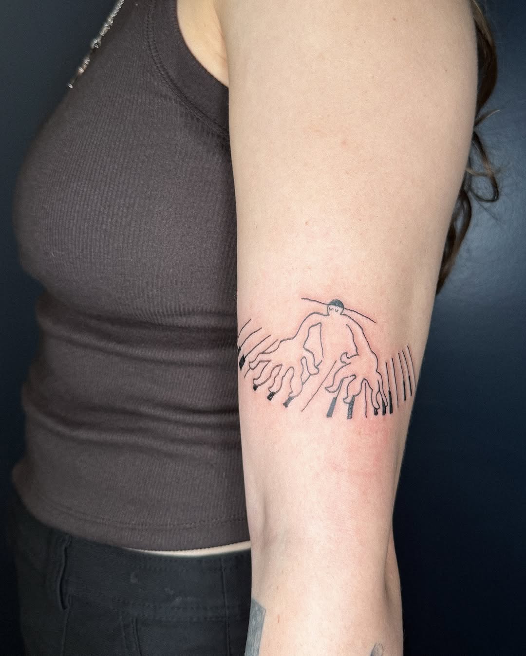 Tattoo by @____e_d_e_n____ β fine_line, minimalist