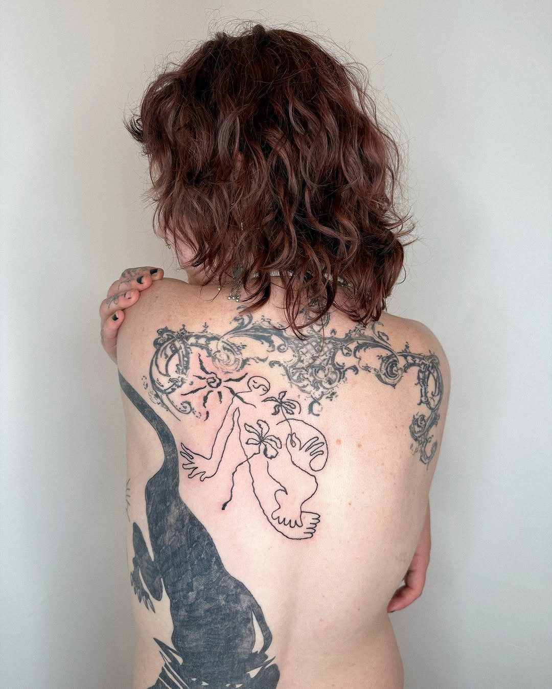 Tattoo by @____e_d_e_n____ β fine_line, minimalist