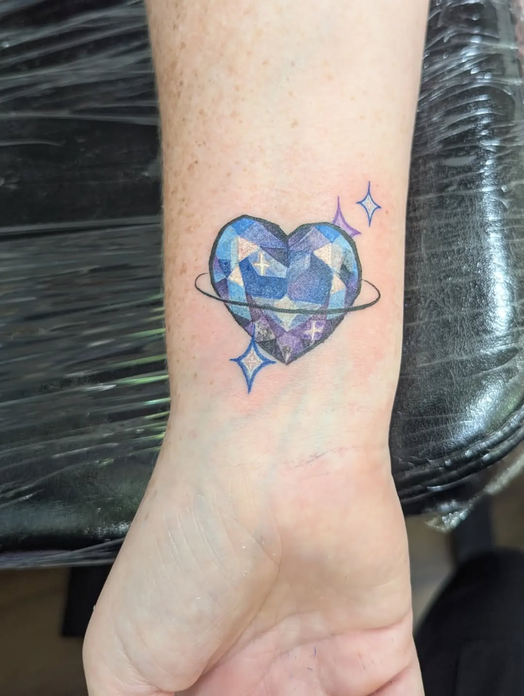 Tattoo by @skiesafiretattoo โ geometric, fine_line