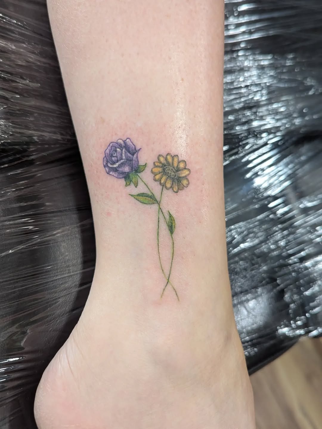 Tattoo by @skiesafiretattoo โ fine_line