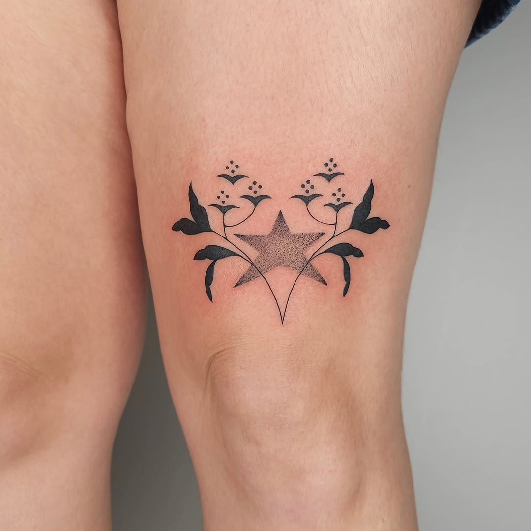 Tattoo by @hey.julieanne โ fine_line, dotwork