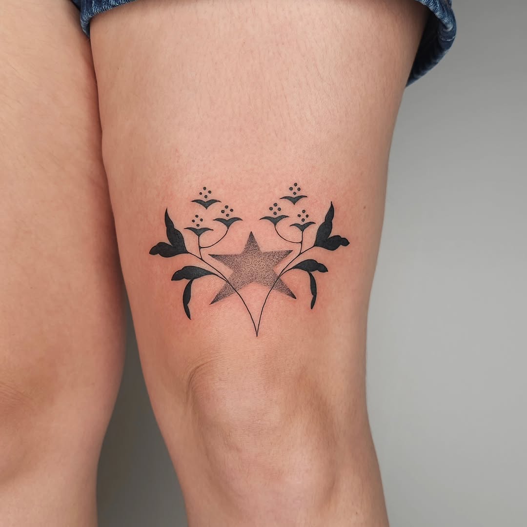 Tattoo by @hey.julieanne โ fine_line, dotwork