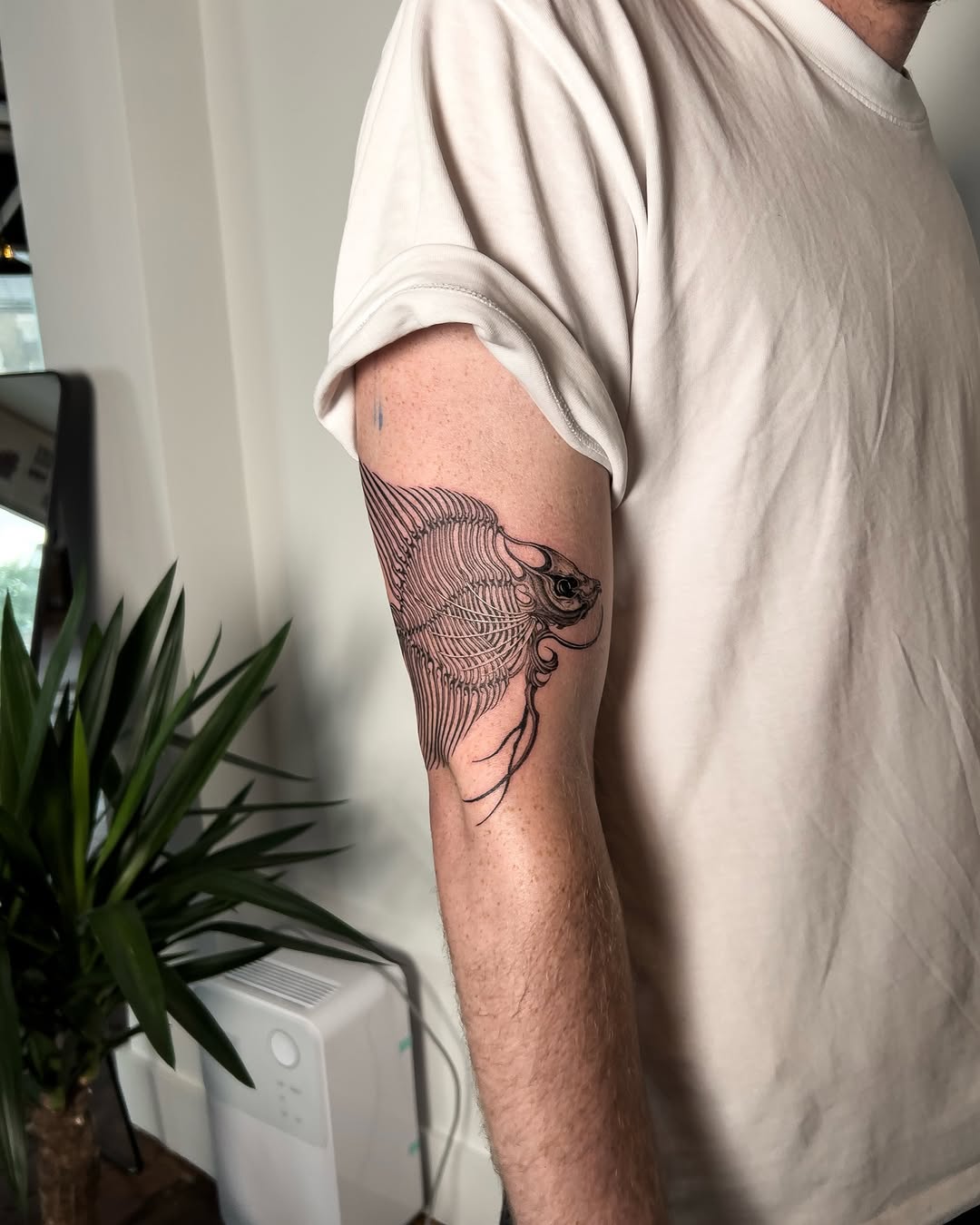 Tattoo by @minblackwork โ fine_line, black_and_grey