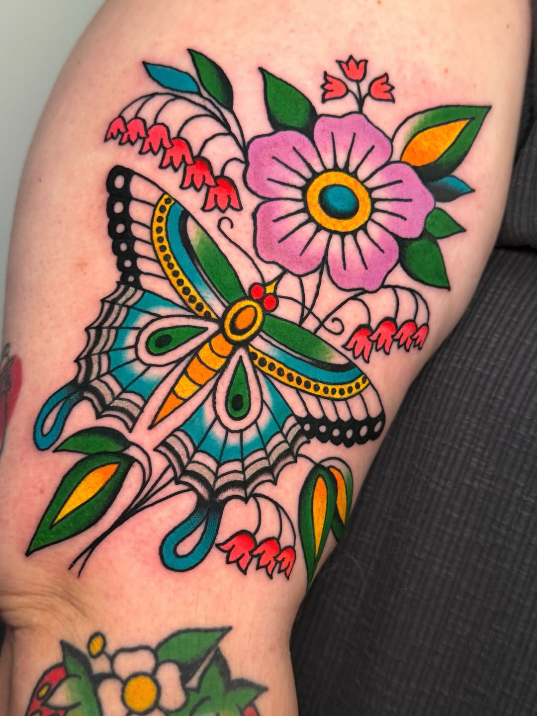 Tattoo by @sweetpeachtattoos — american_traditional