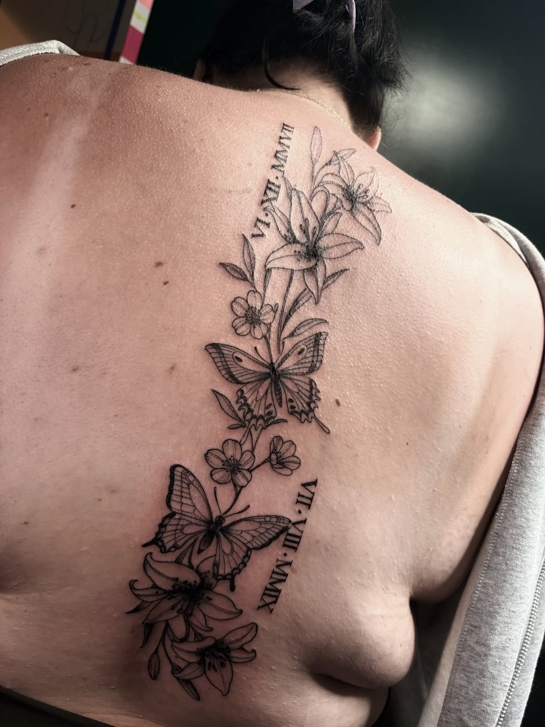 Tattoo by @sassafrastats — fine_line, black_and_grey