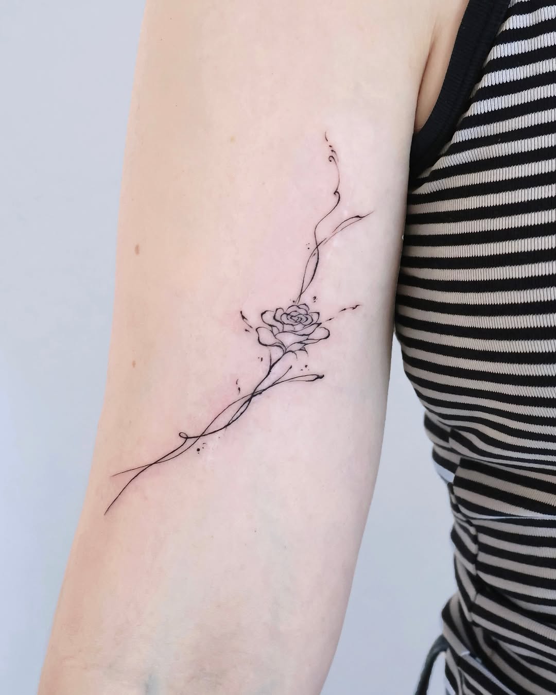 Tattoo by @tattooist_mora — fine_line