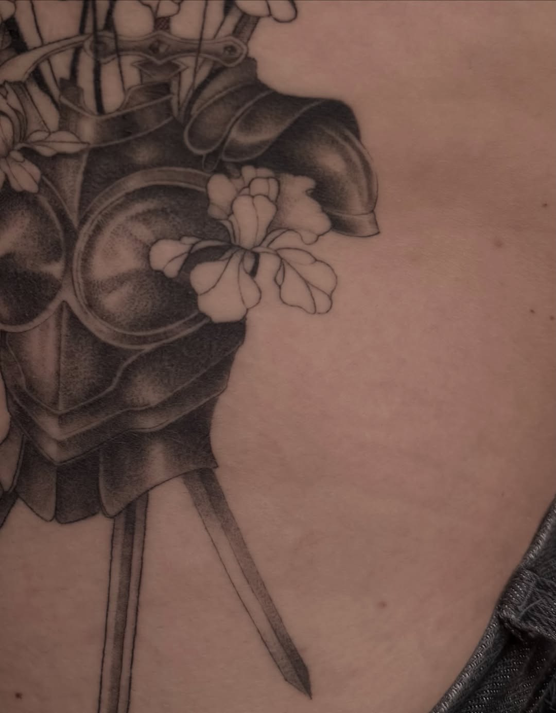 Tattoo by @dnatattoos_ — black_and_grey, realism