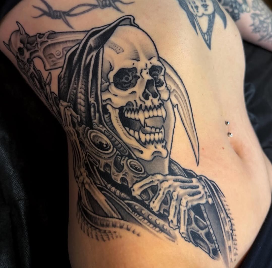 Tattoo by @mollygotlib — black_and_grey, realism