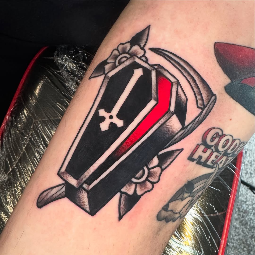 Tattoo by @instagrahamvogel โ american_traditional