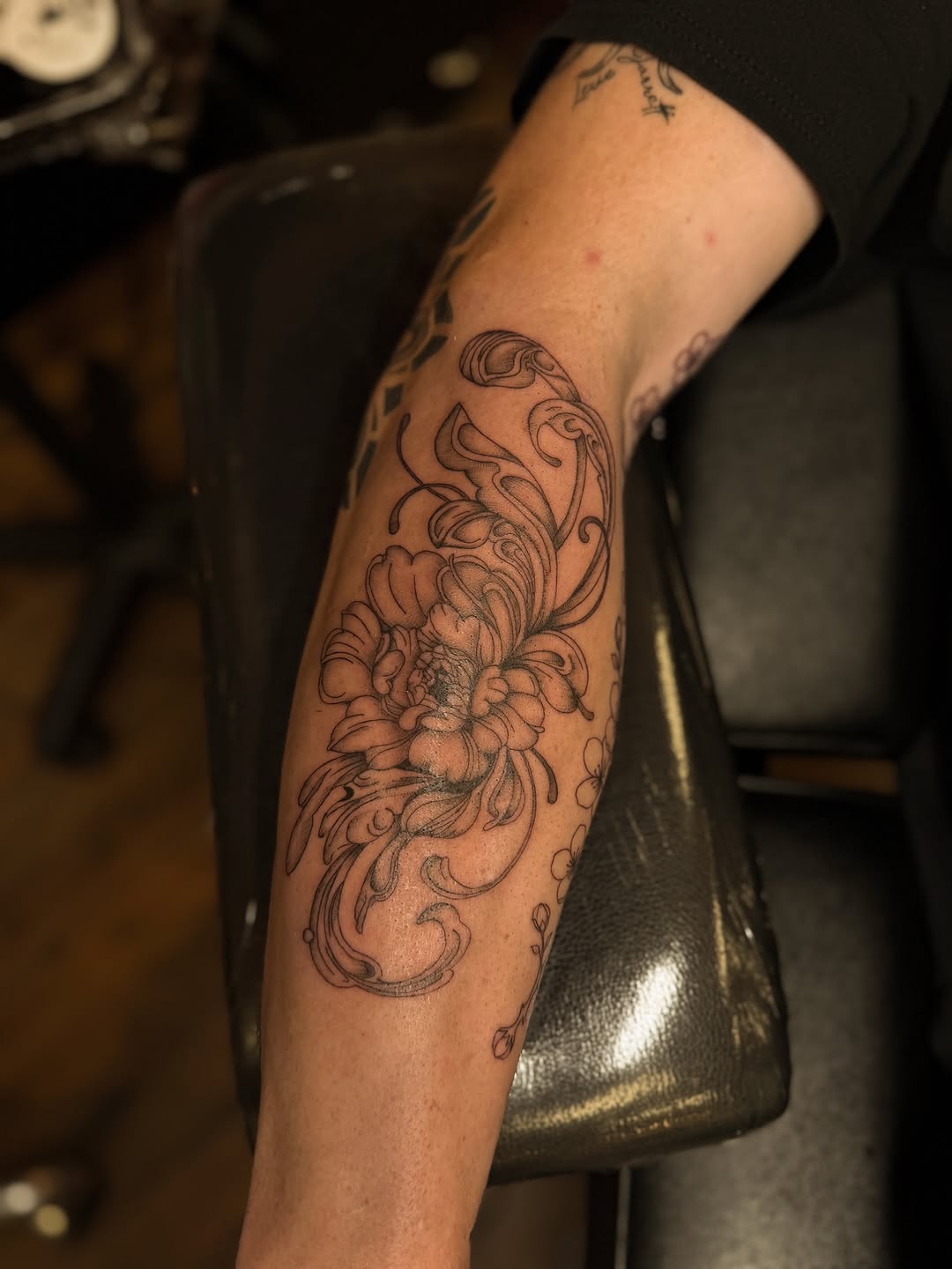Tattoo by @wildcoyoteco — japanese_irezumi, ornamental