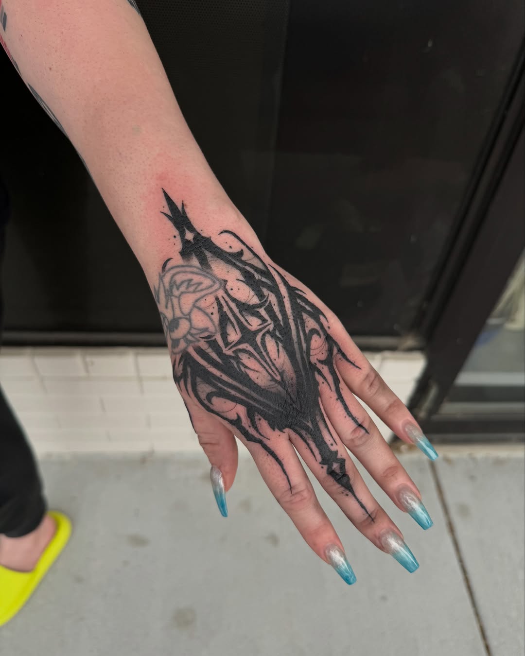Tattoo by @todoroshetattoos — blackwork, ornamental