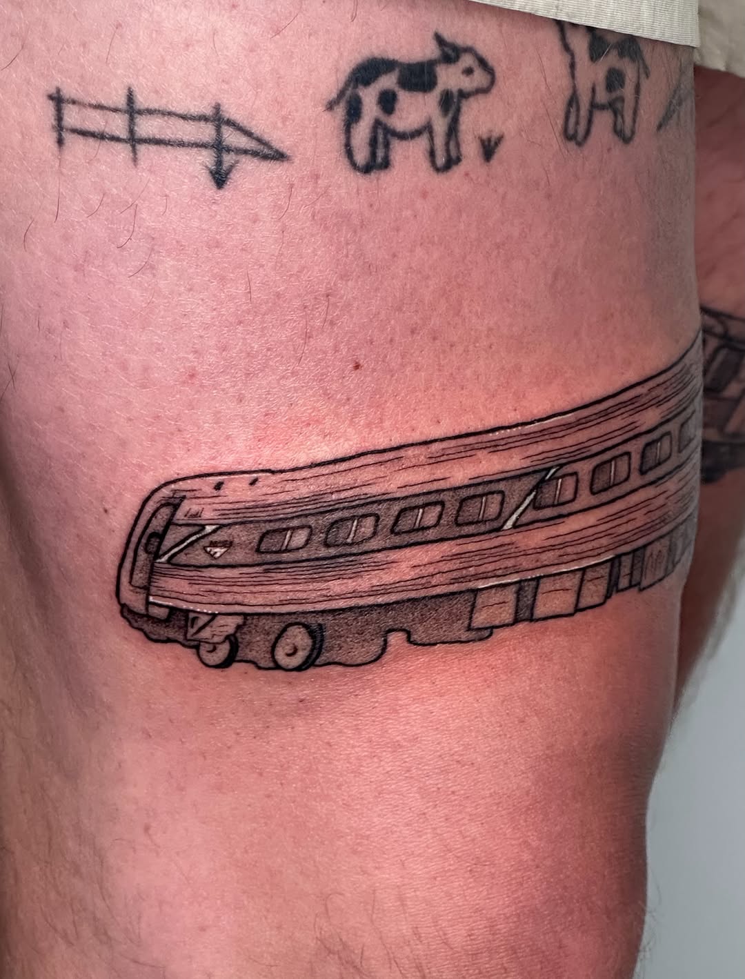 Tattoo by @lilskelevine.tt — black_and_grey, realism