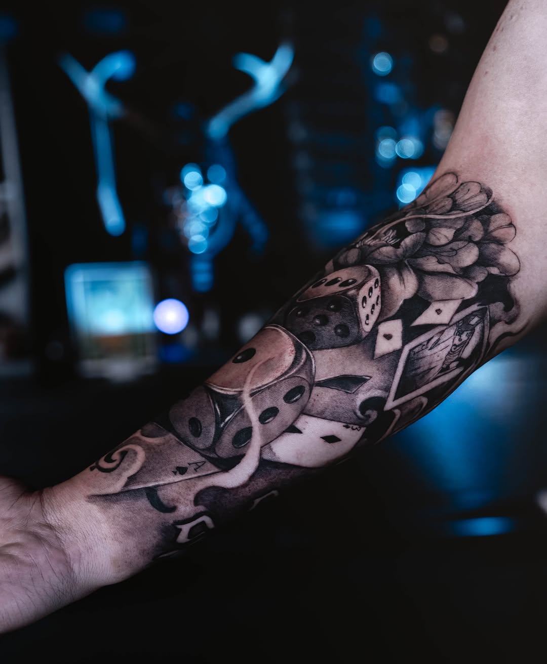 Tattoo by @1kc_laurenbeee β black_and_grey, realism