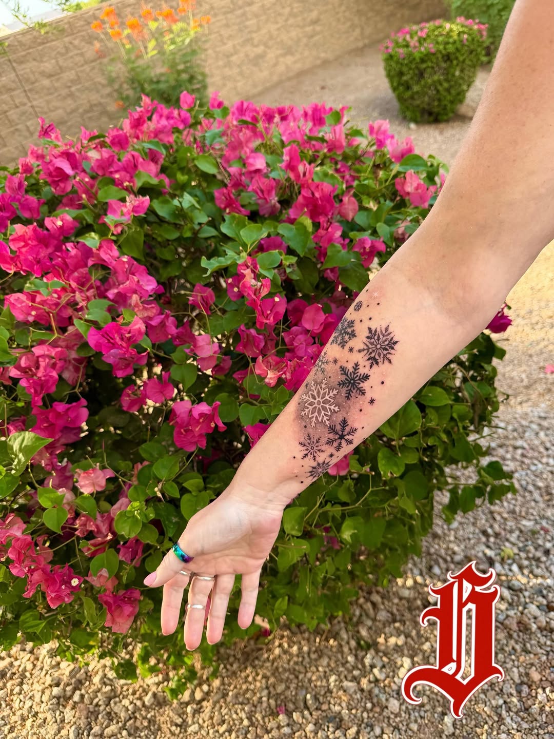 Tattoo by @guera.ink — fine_line, dotwork
