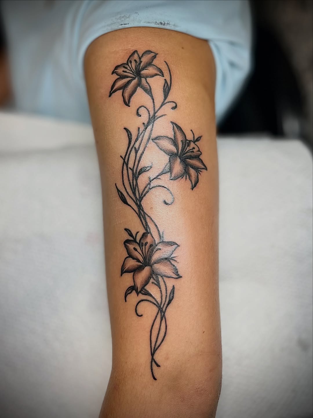 Tattoo by @cursedskintattoos β fine_line, black_and_grey
