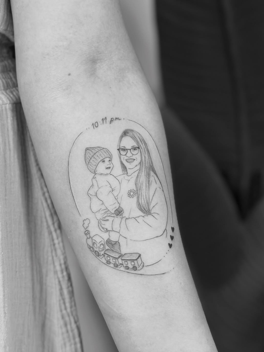 Tattoo by @yennyinktattoo — fine_line, sketch