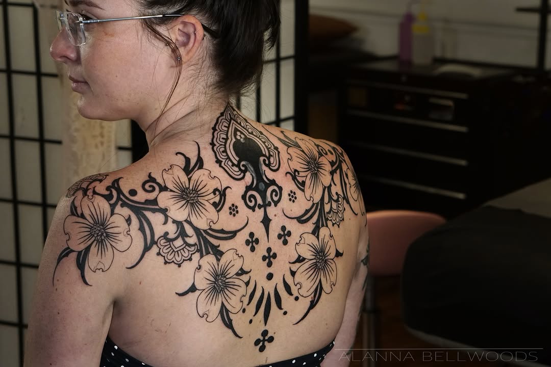 Tattoo by @alannabellwoods โ blackwork, ornamental