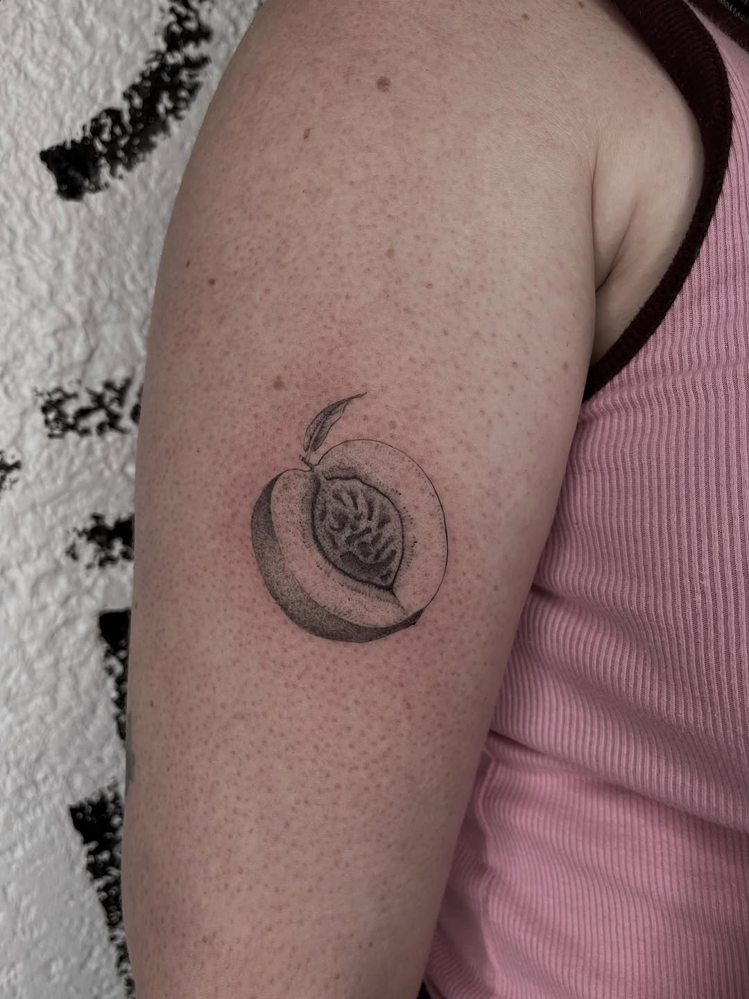 Tattoo by @ovarydose — black_and_grey, realism