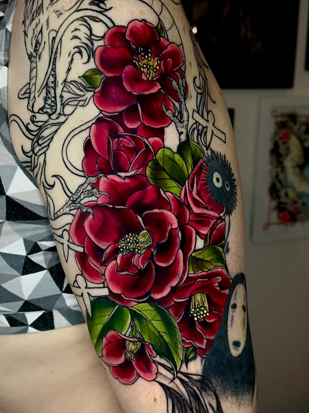 Tattoo by @raerae.tattoos โ neo_traditional, japanese_irezumi