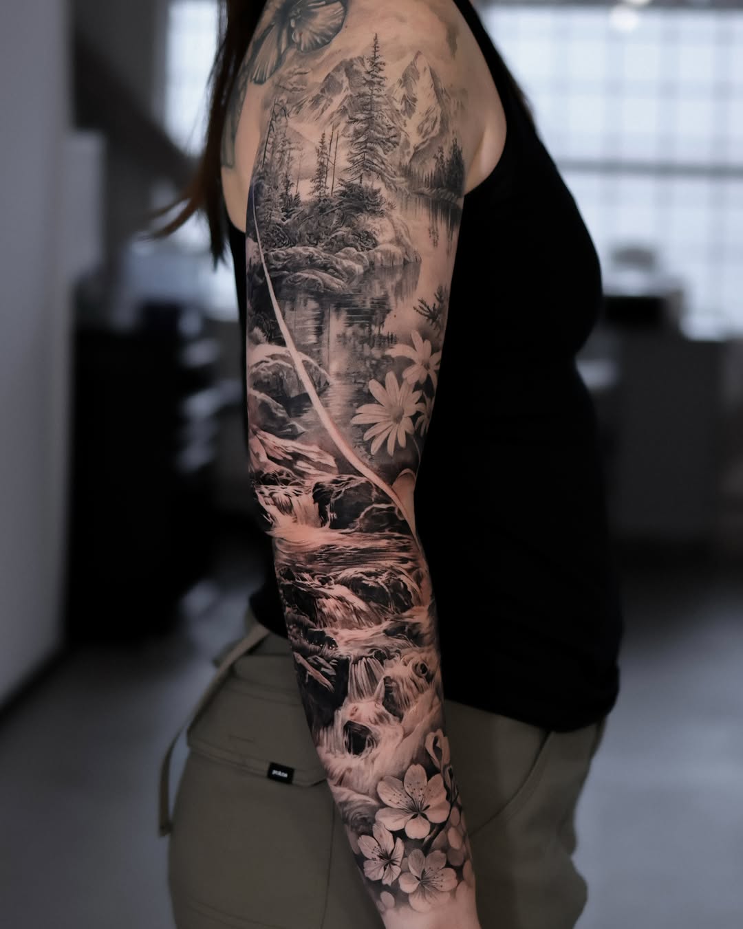 Tattoo by @hoa._.tattoo — realism, black_and_grey