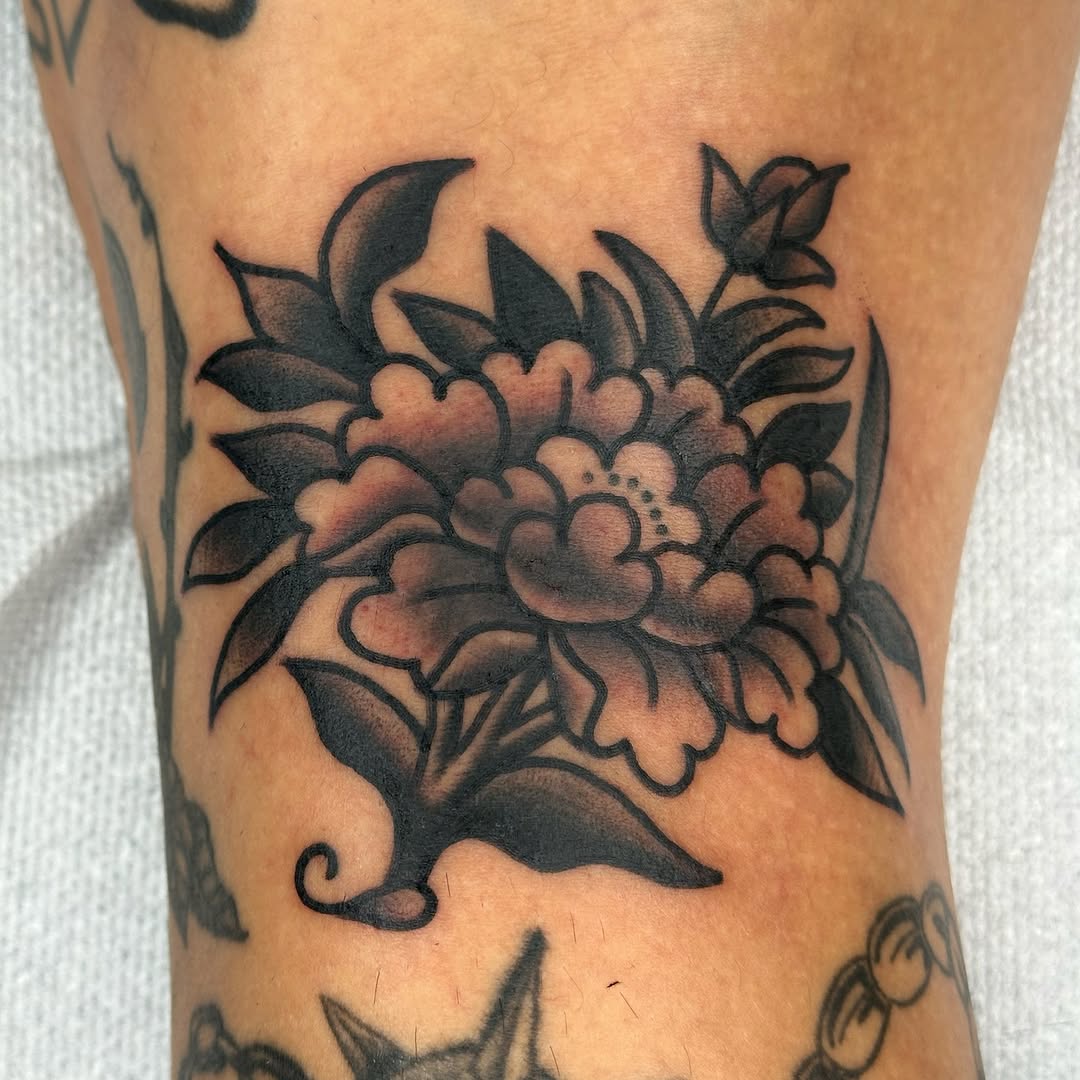 Tattoo by @mrcs.xavier — japanese_irezumi, black_and_grey
