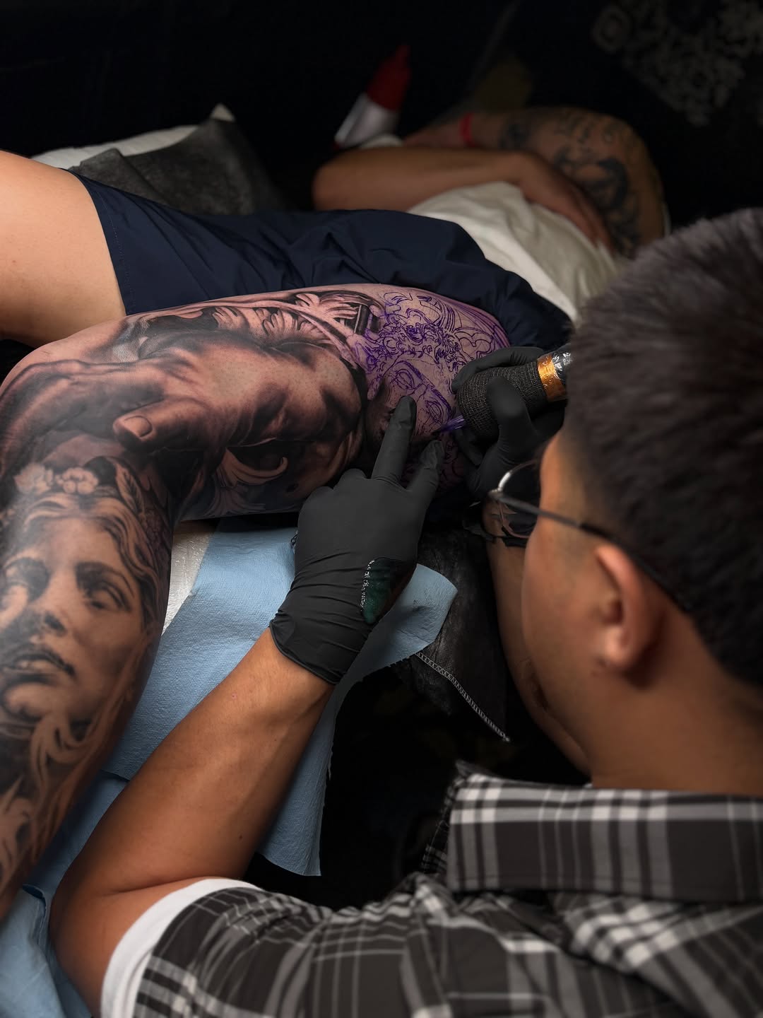 Tattoo by @lasmanosdeltoro — realism, black_and_grey