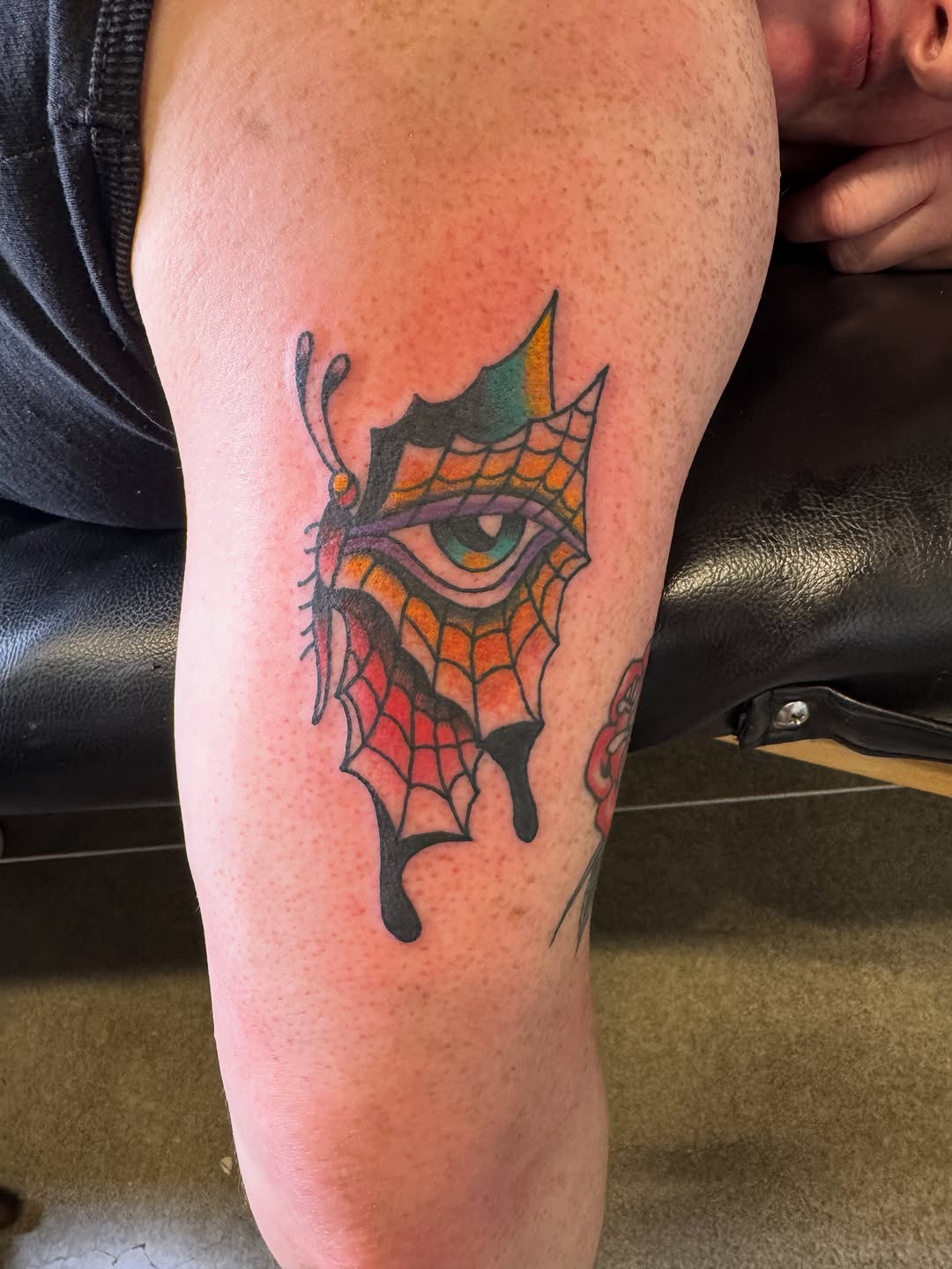 Tattoo by @thepinkmanther — neo_traditional, blackwork