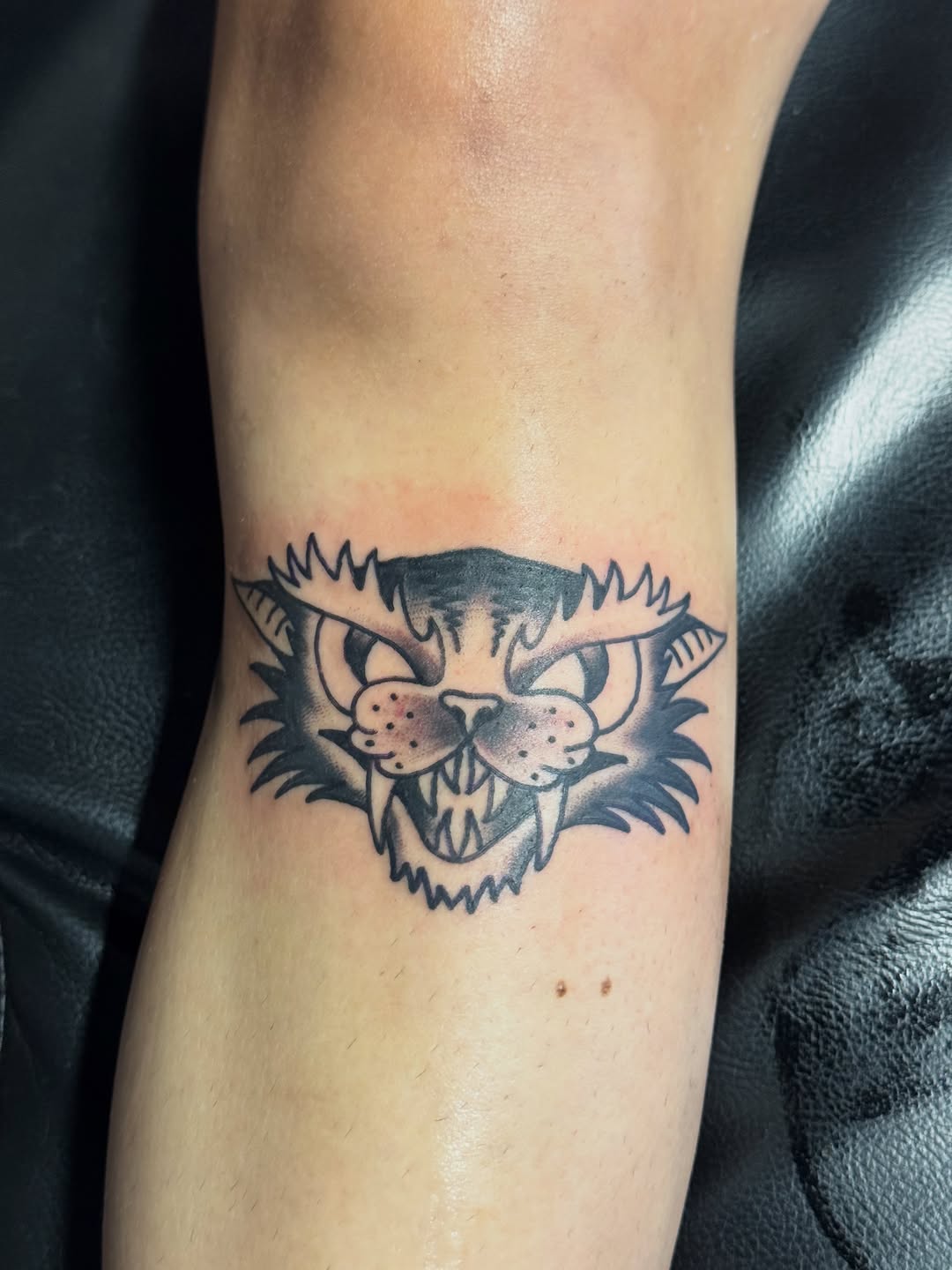 Tattoo by @thepinkmanther — american_traditional