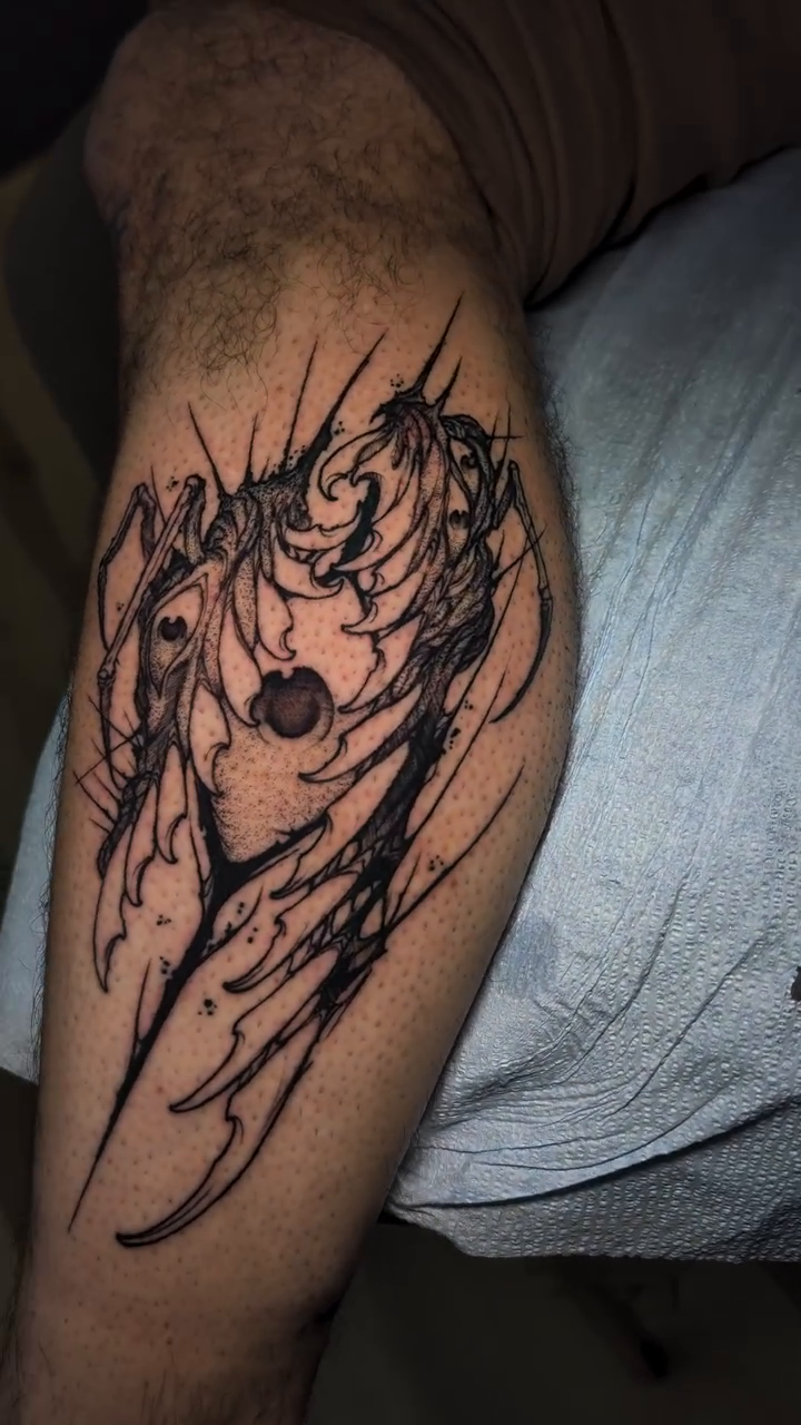Tattoo by @boxofguts — blackwork, abstract