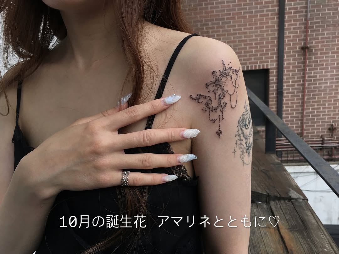 Tattoo by @keeshetattoo β fine_line, ornamental