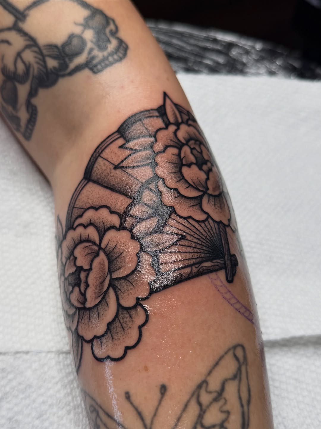 Tattoo by @logansightart — japanese_irezumi, black_and_grey