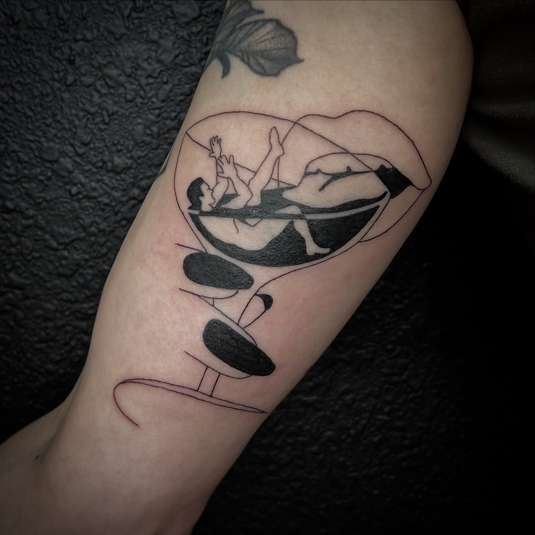 Tattoo by @lre_ink — black_and_grey, illustrative