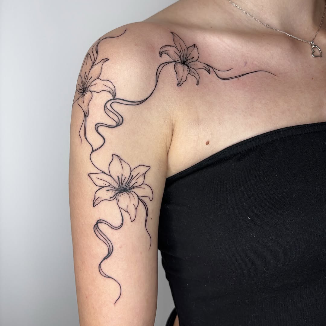 Tattoo by @skam_tattoo — fine_line