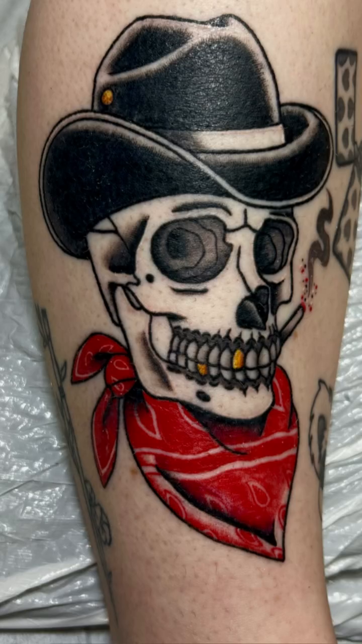 Tattoo by @midwestcrybaby — american_traditional