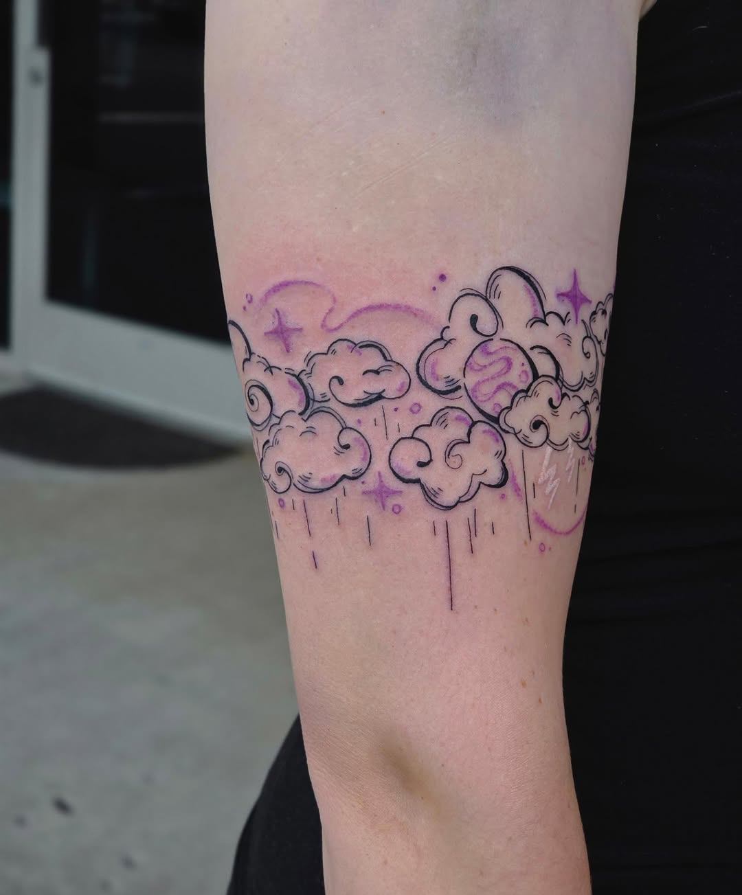 Tattoo by @mimmsytattoo — illustrative, dotwork