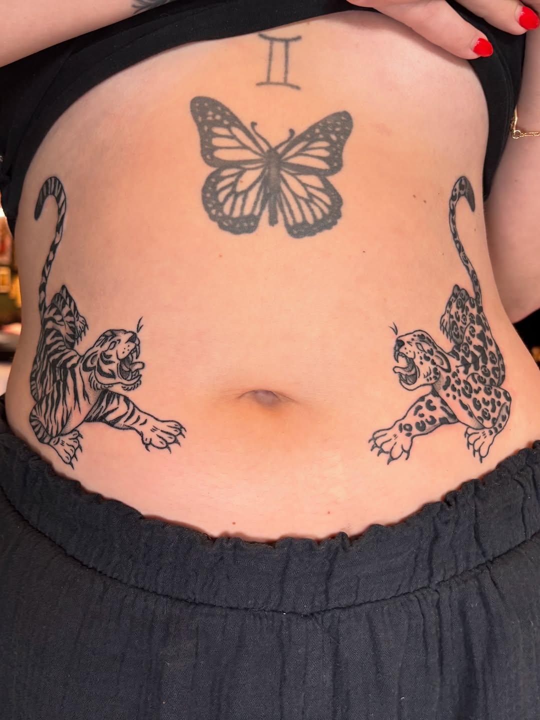 Tattoo by @daisy_chaiin — black_and_grey, realism