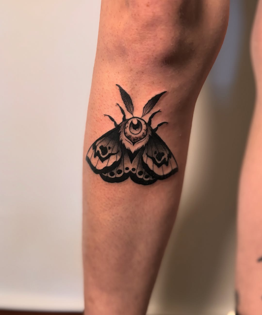 Tattoo by @rbornetattoo — black_and_grey, chicano