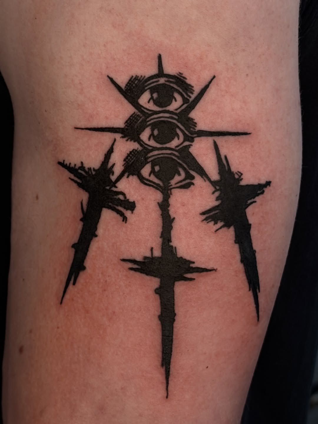 Tattoo by @isthepainok — blackwork, illustrative
