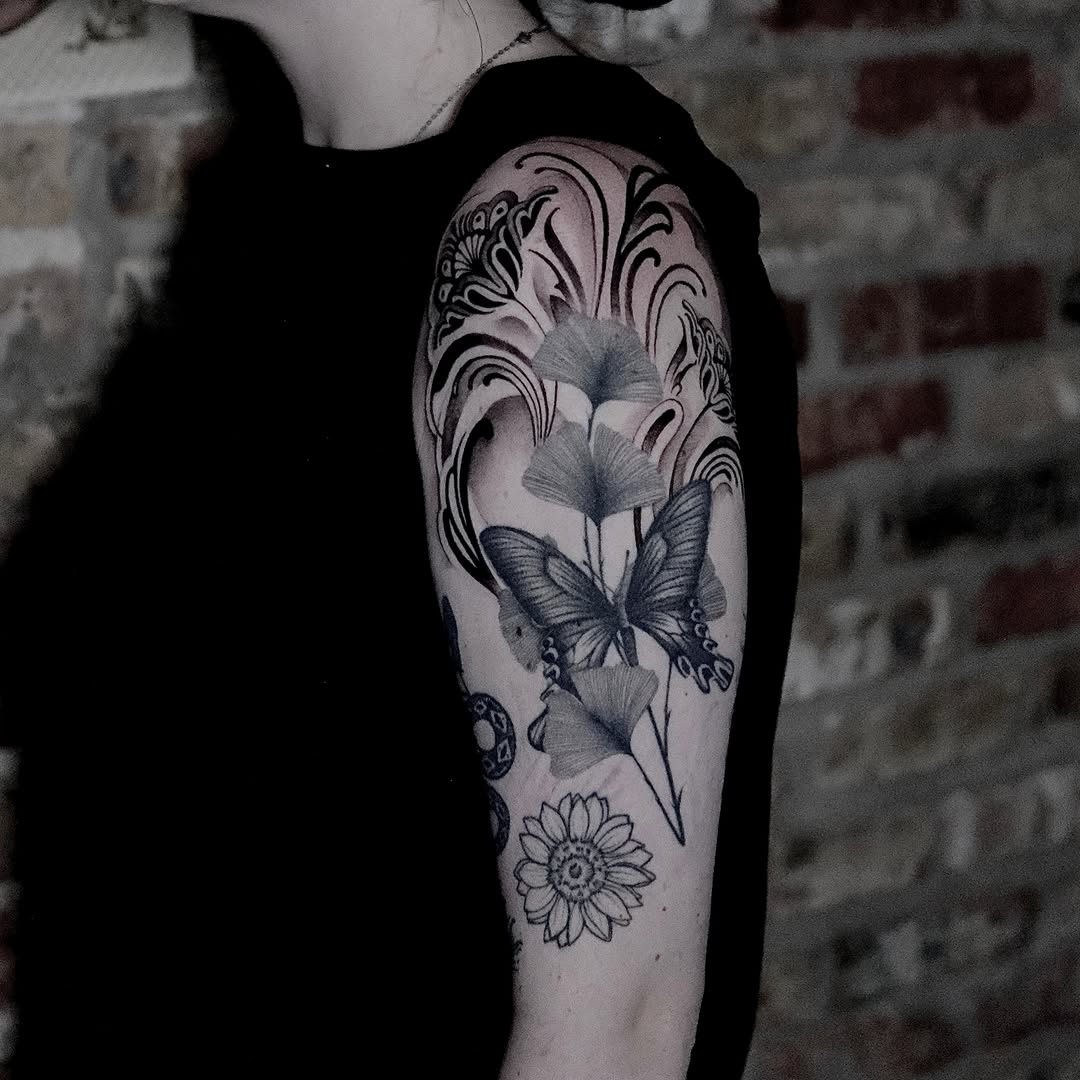 Tattoo by @hellbunnytattoos — black_and_grey, realism
