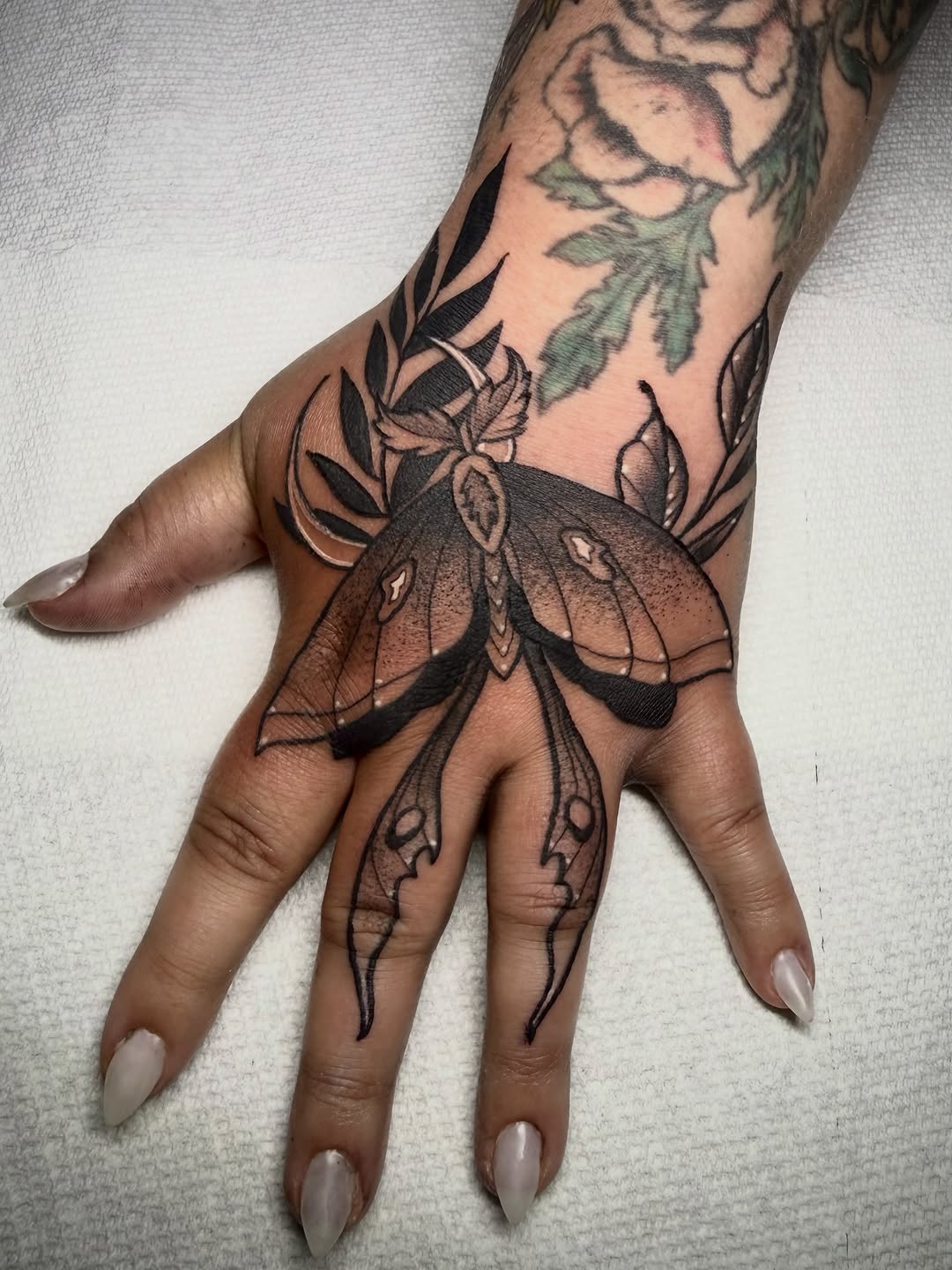 Tattoo by @urmomtat2 — black_and_grey, fine_line