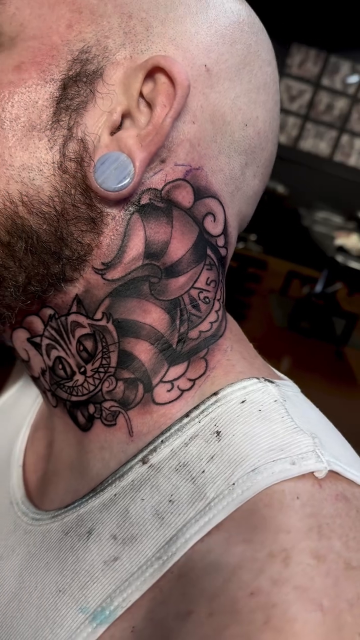 Tattoo by @daveisoldbutstillkicknit — black_and_grey, realism