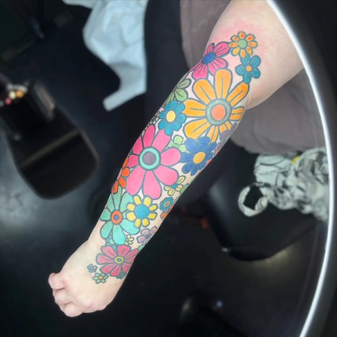 Tattoo by @inkbyrobyn — new_school