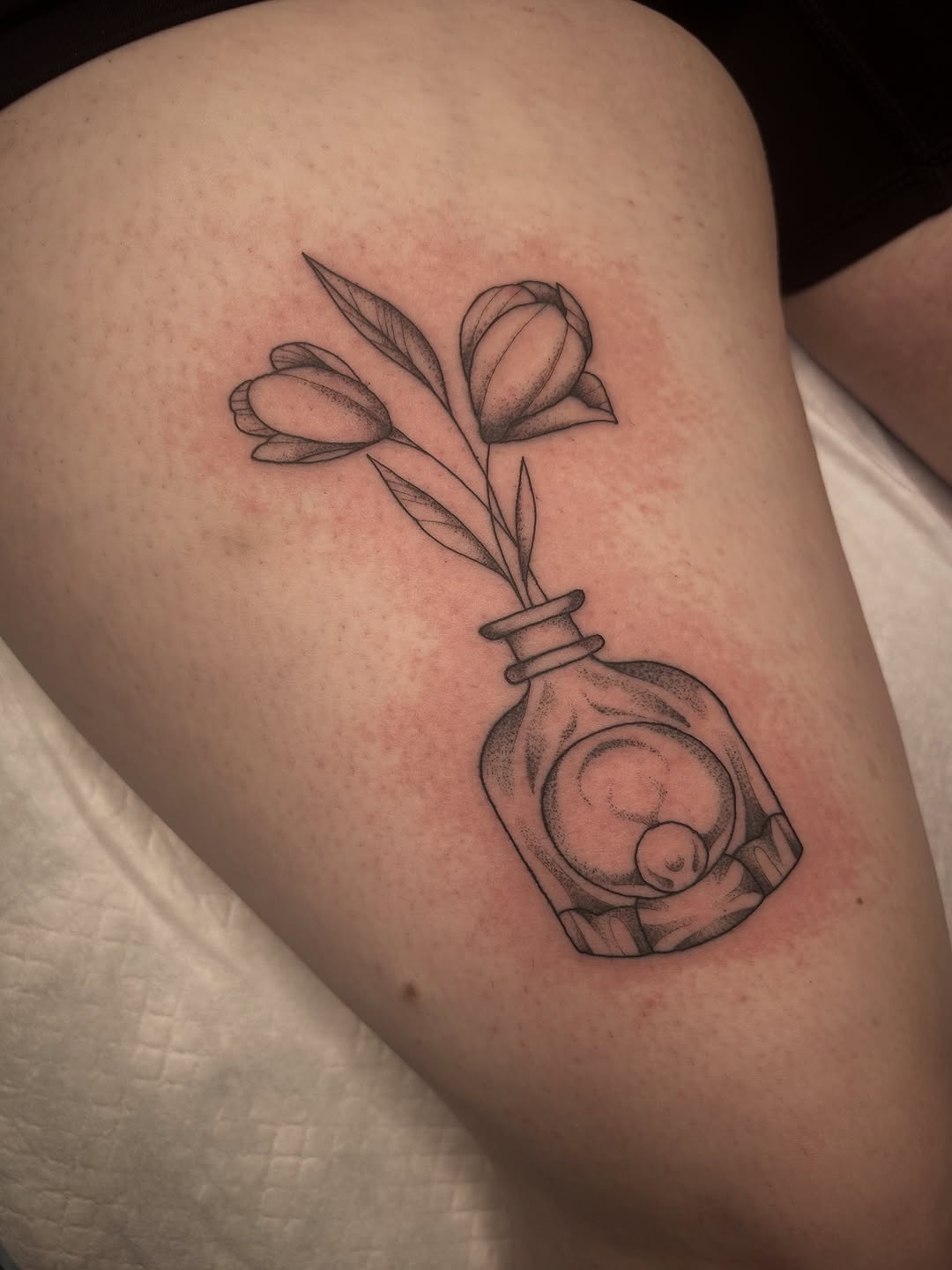 Tattoo by @ramsies — fine_line, dotwork