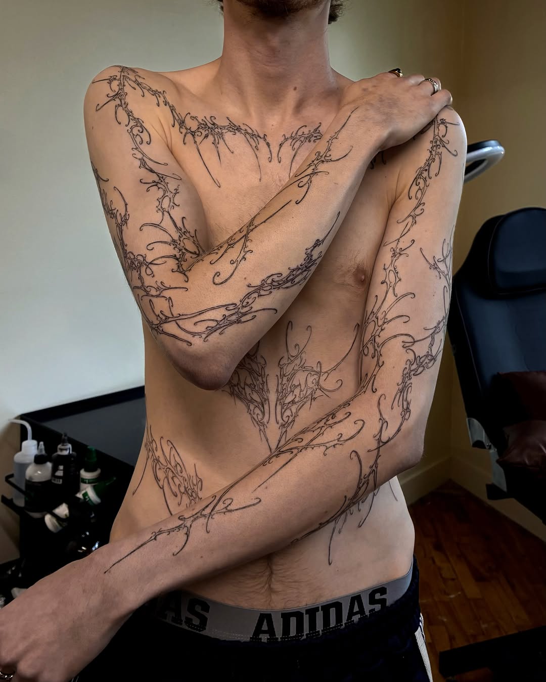 Tattoo by @smashyourboyy — fine_line, ornamental