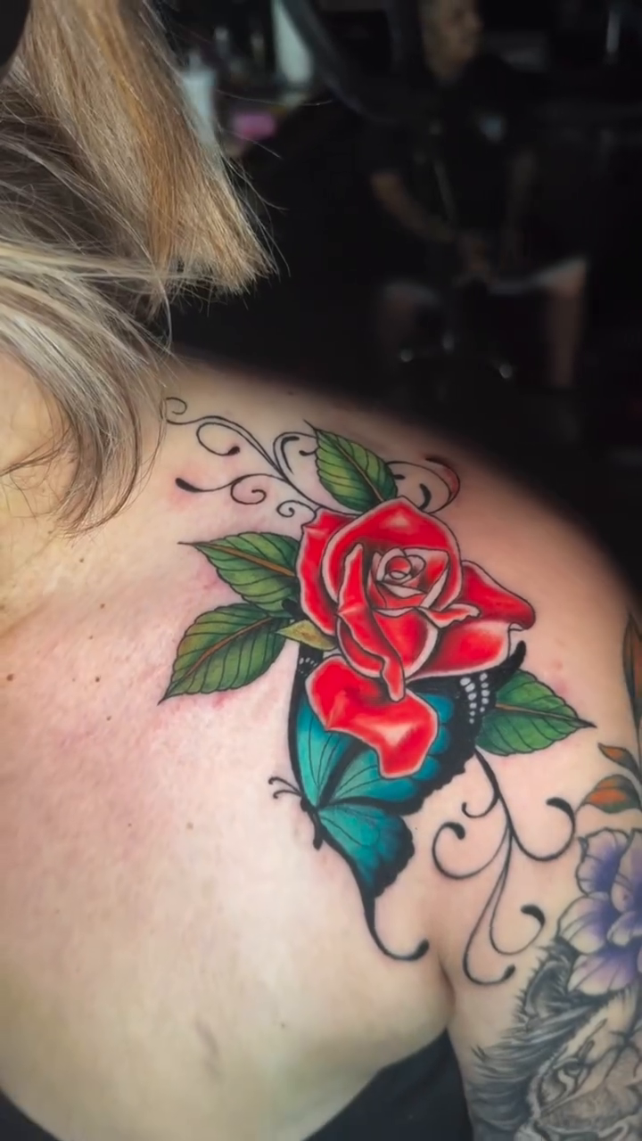 Tattoo by @inkbysarahtonnin — neo_traditional