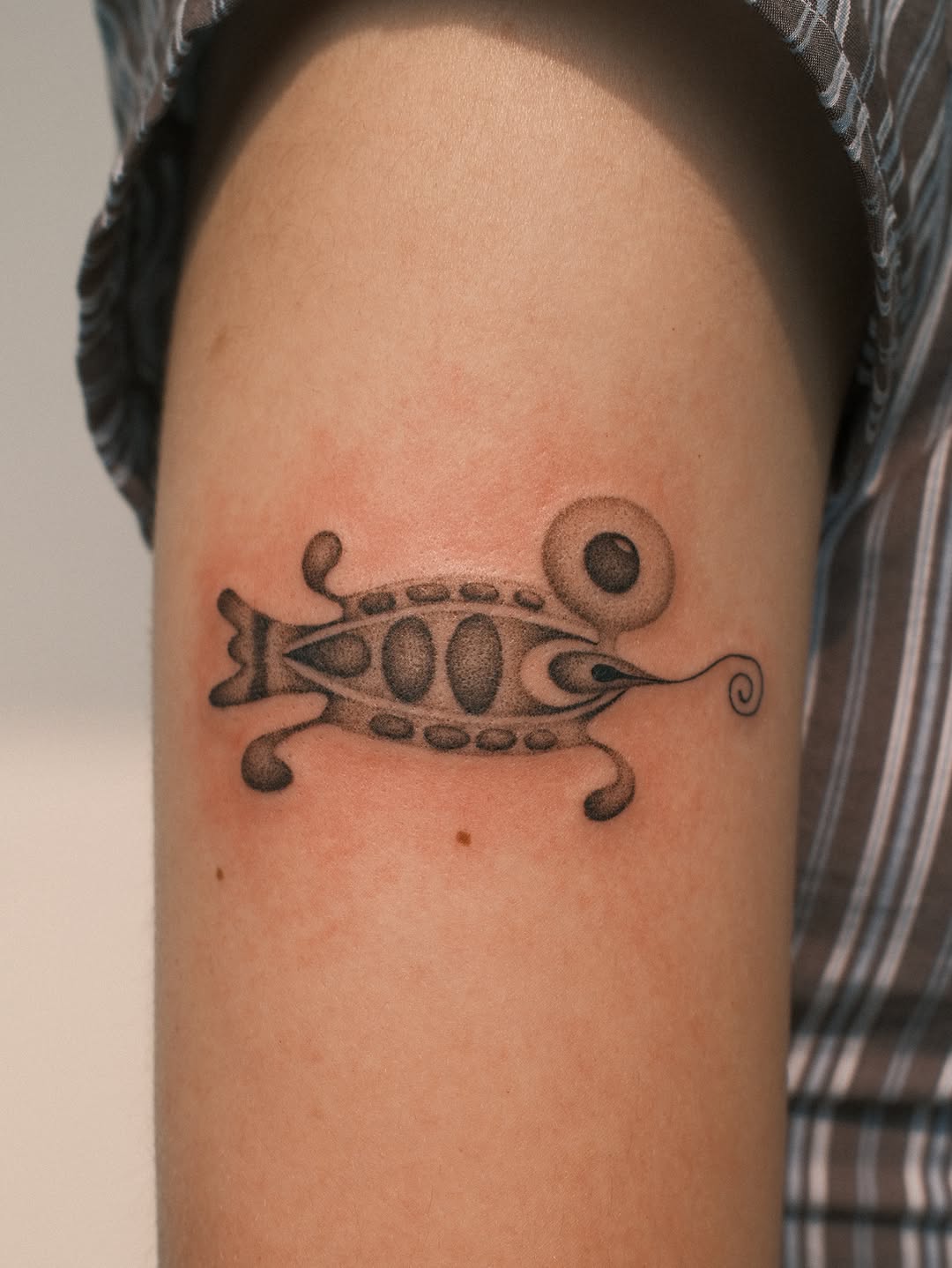 Tattoo by @earthyliltats — dotwork, black_and_grey