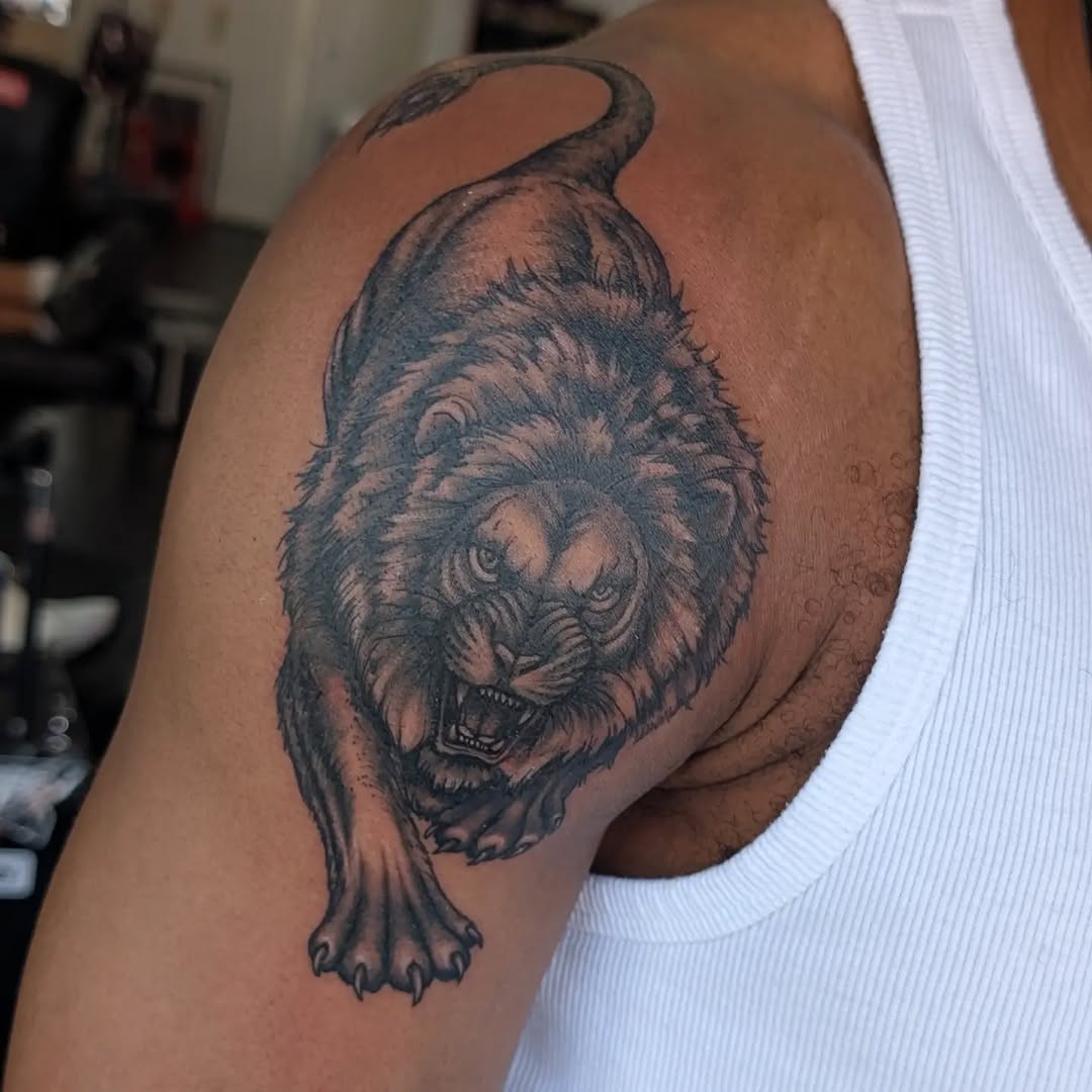 Tattoo by @y_i_n_k — realism, black_and_grey