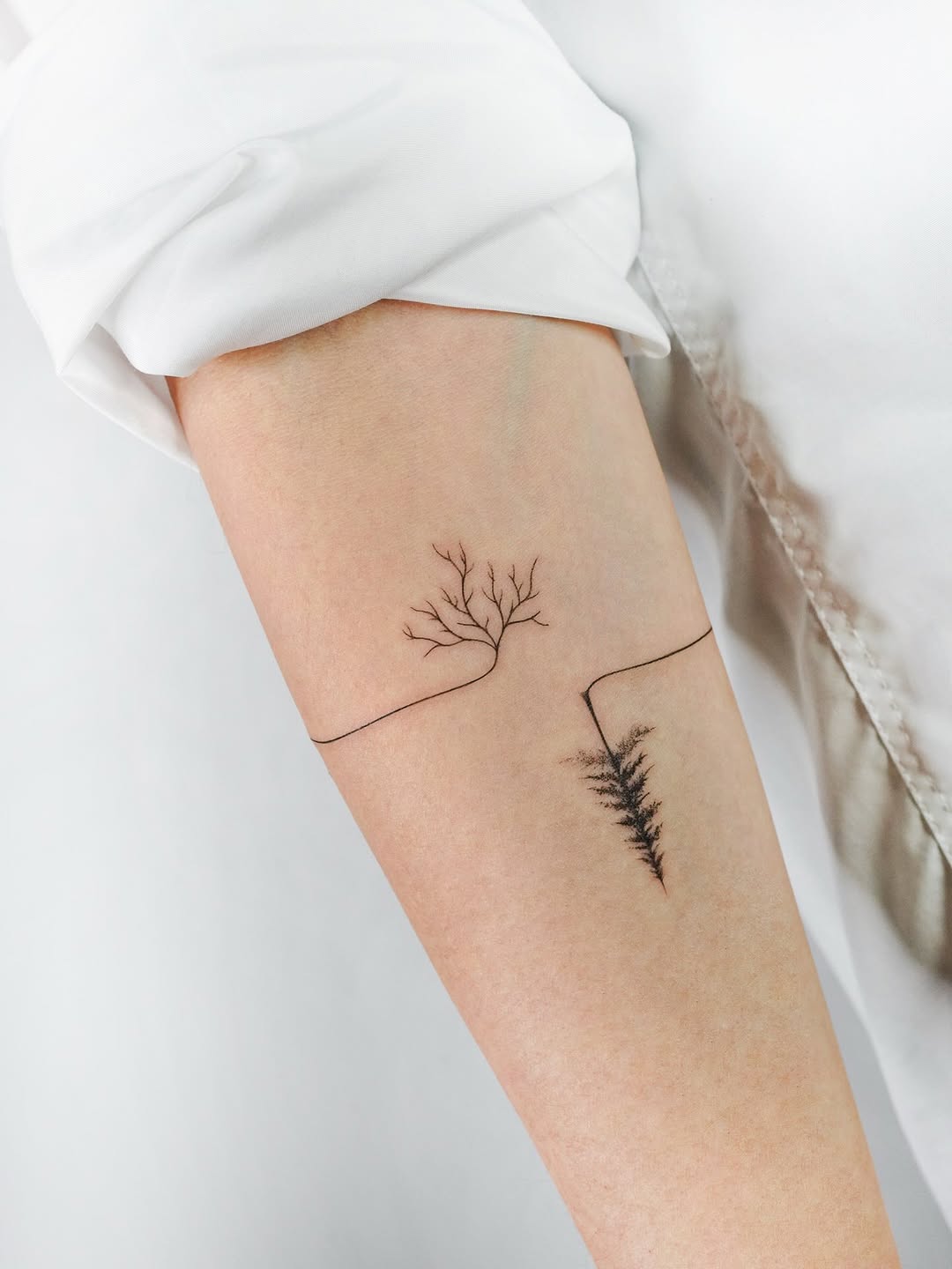 Tattoo by @tattooist_today_do โ fine_line, minimalist