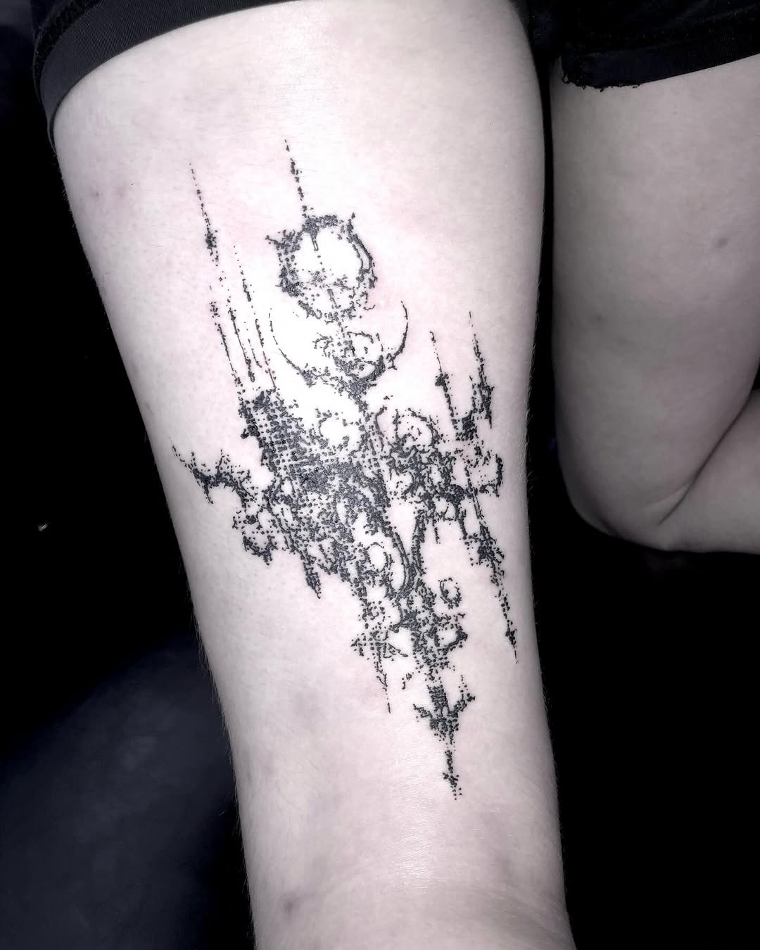 Tattoo by @lxk.e4_u β blackwork, dotwork